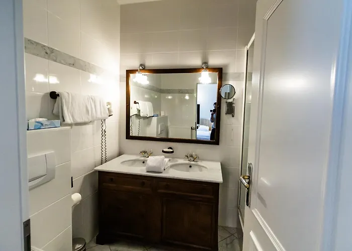 Отель Schloss Неккарбишофсхайм