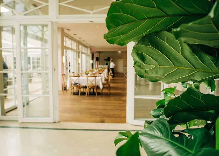 Schloss Отель *